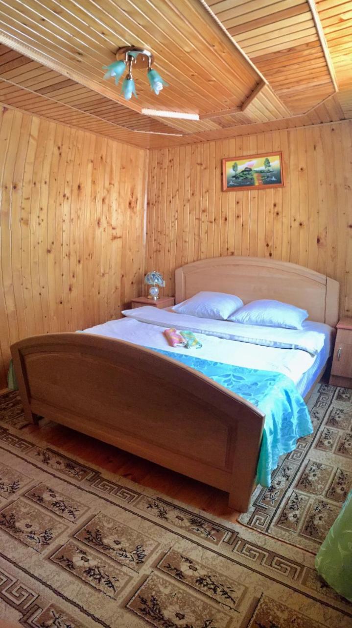 Guest House Karpaty Yaremche Eksteriør billede
