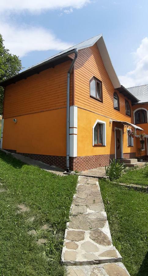 Guest House Karpaty Yaremche Eksteriør billede